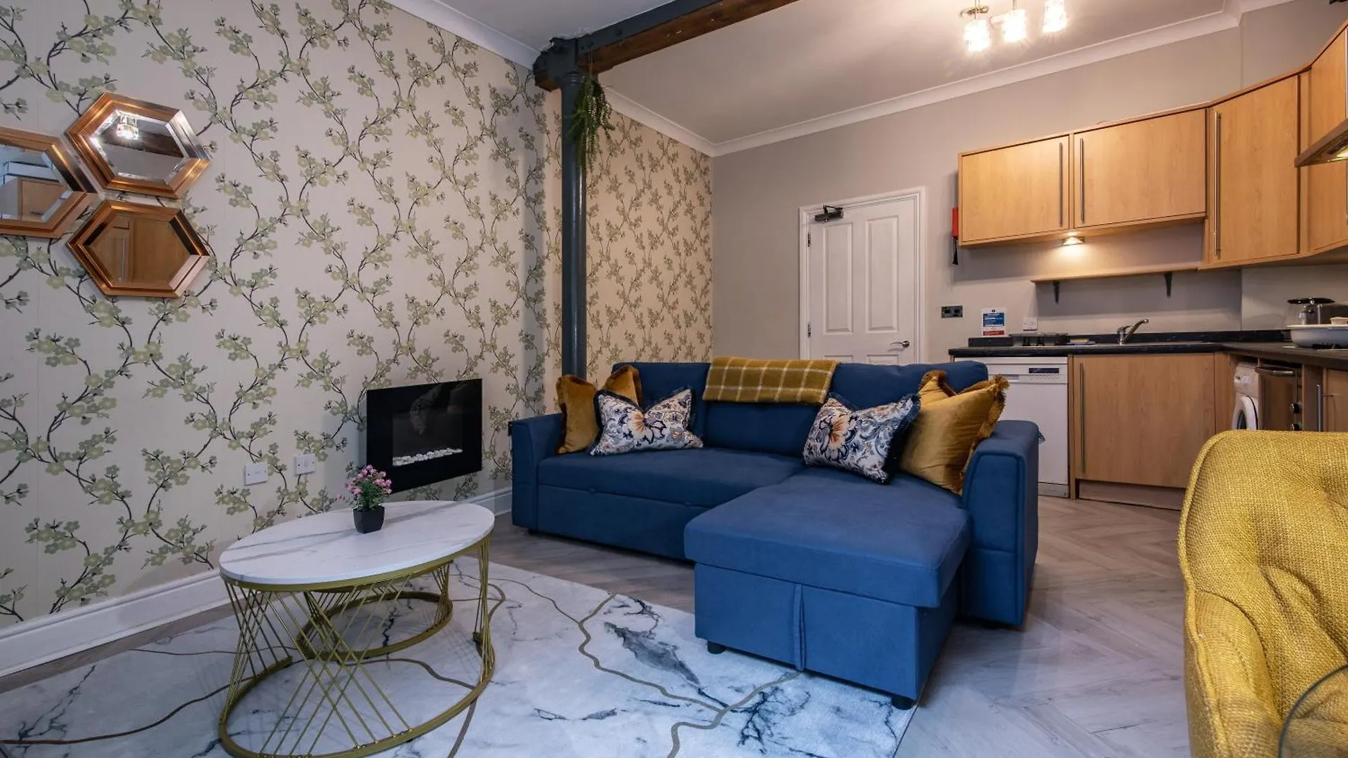 Central 1-Bed Near The Station - Private Parking - Fast Wifi 노팅엄 0*,