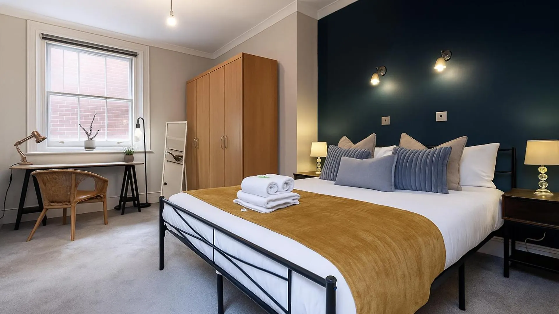 Central 1-Bed Near The Station - Private Parking - Fast Wifi 노팅엄